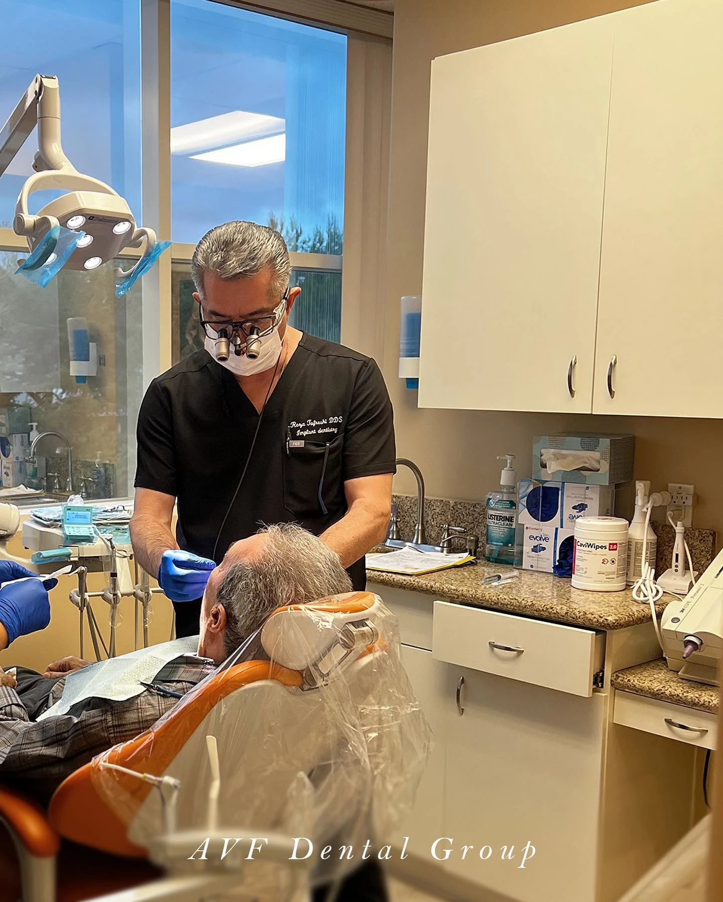 Dr. Reza Tafreshi providing cosmetic dentistry