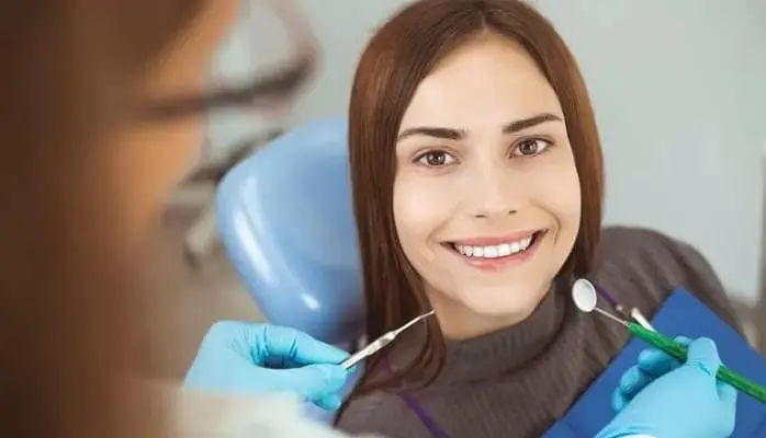 Benefits And Risks Of A Dental Implant